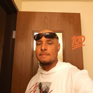 Meet your Posher, George